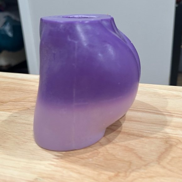 Caia Candle Le Petit Derriere Natural Candle 1.3kg - Picture 4 of 7